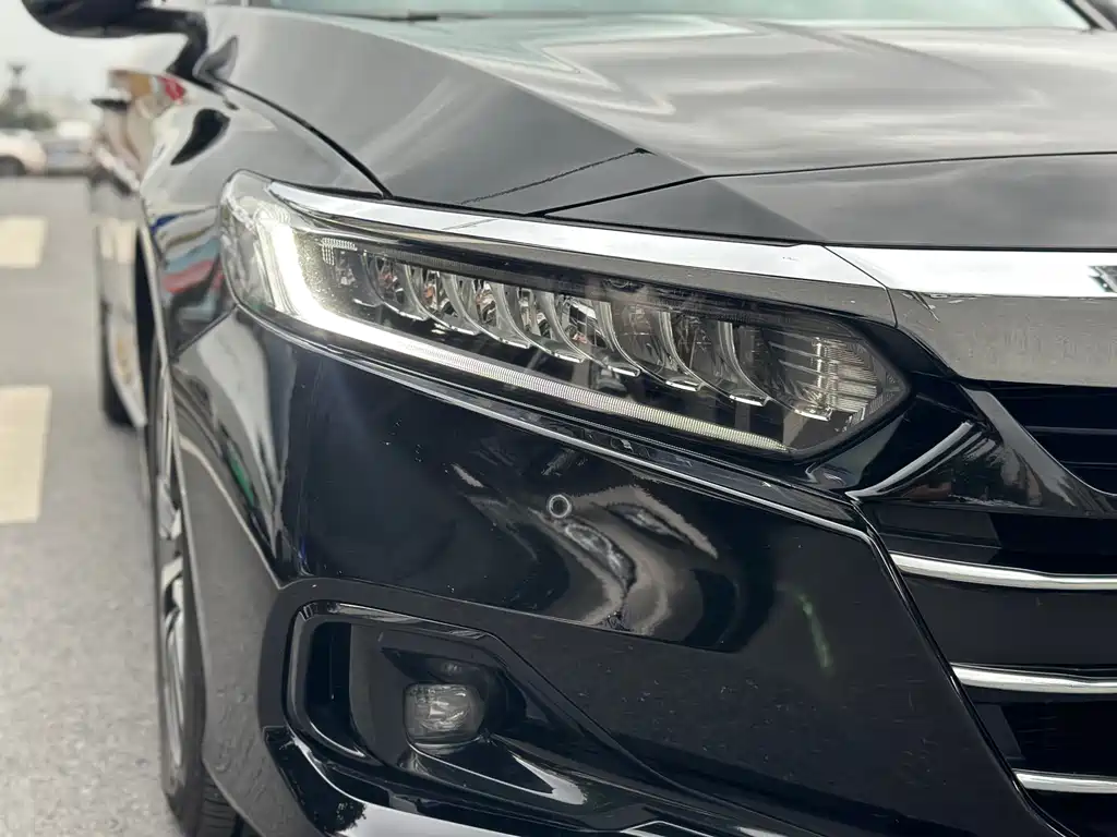 Honda Accord 2022 — фото 19
