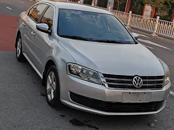 Volkswagen Lavida 2013