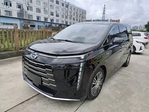 GAC Trumpchi E8 PHEV 2025