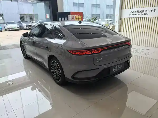BYD Han 2025