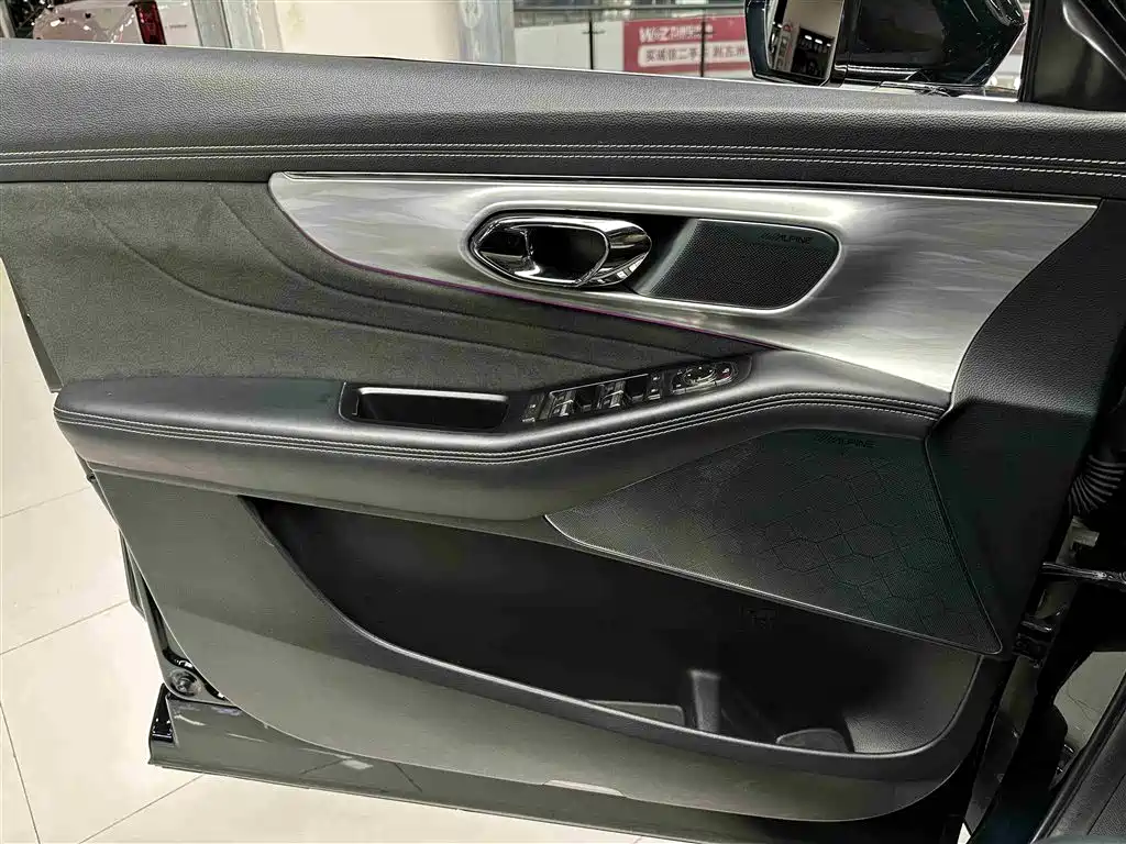 GAC Motor Trumpchi GS8 2022 — фото 27