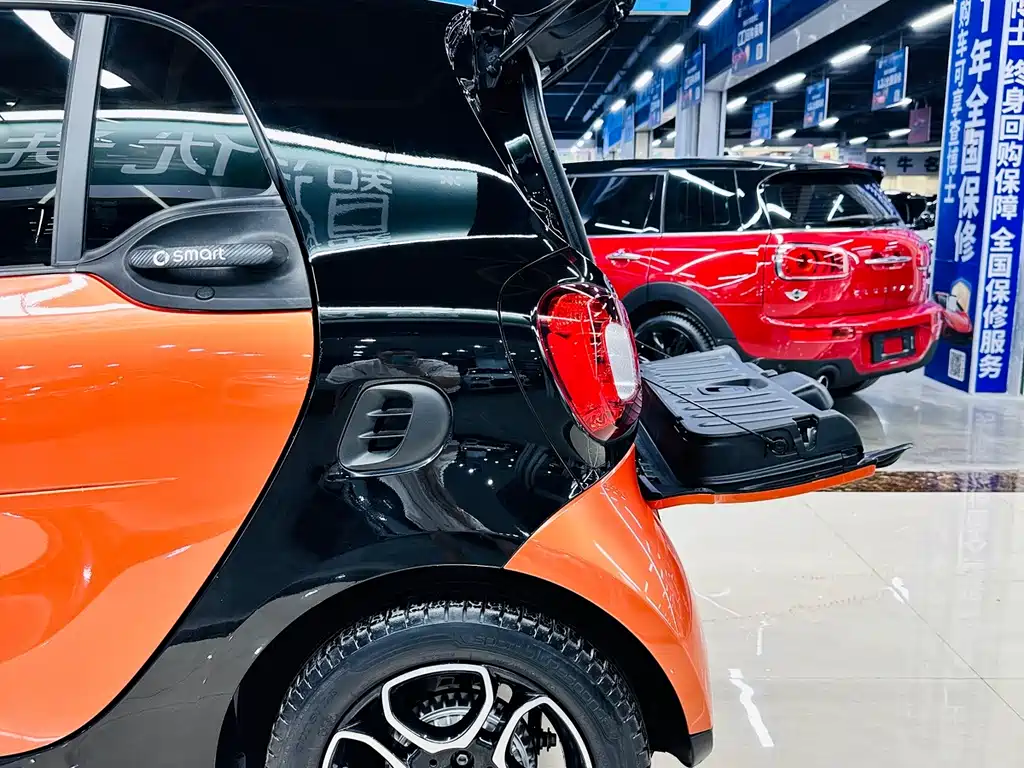 smart fortwo 2018 — фото 15