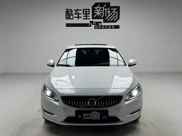 Volvo S60 2019