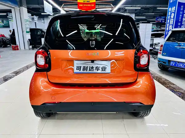 smart fortwo 2018