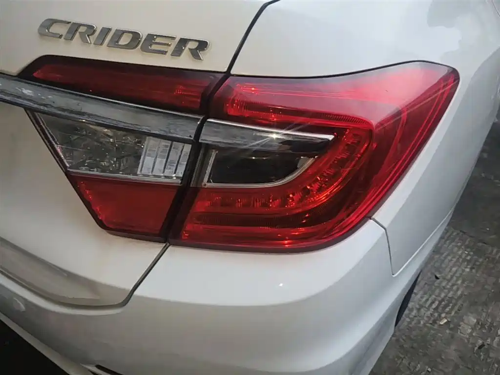 Honda Crider 2015 — фото 8