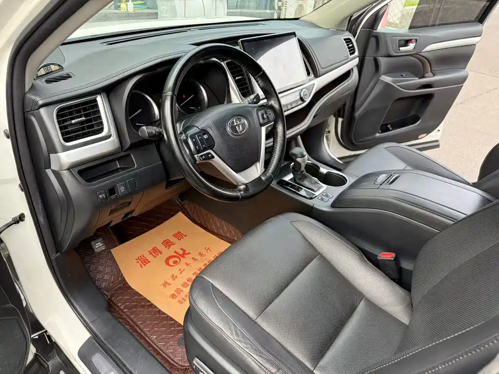 Toyota Highlander 2016 — фото 3