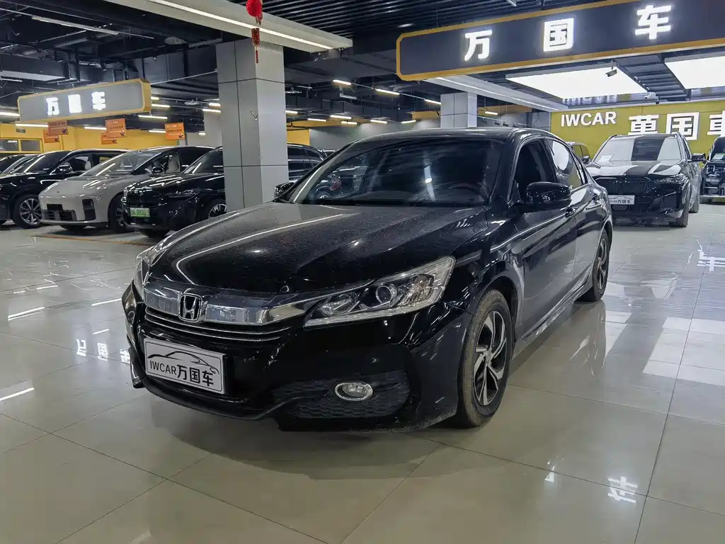 Honda Accord 2017 — фото 2