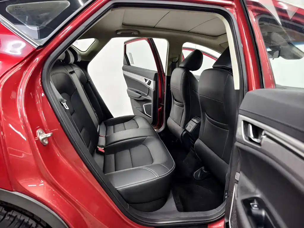 Geely Emgrand GS 2019 — фото 16