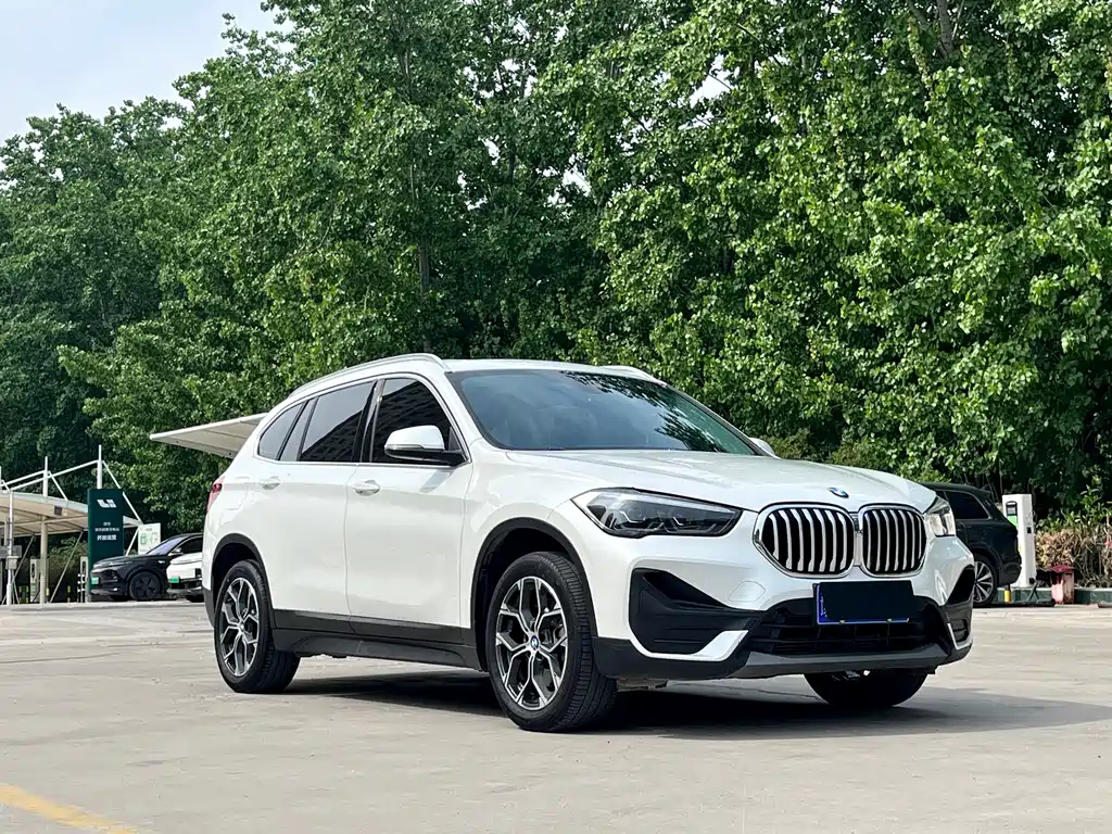 BMW X1 2020 — фото 3