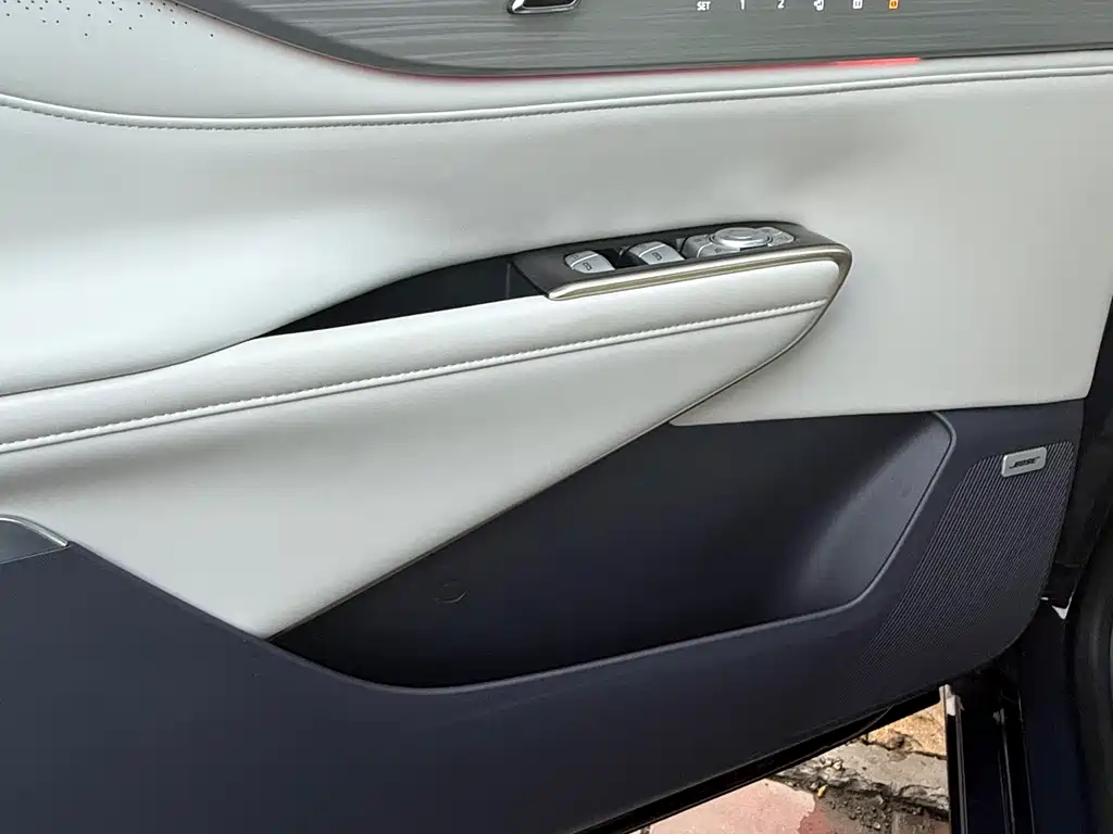 Buick GL8 Hybrid 2025 — фото 14