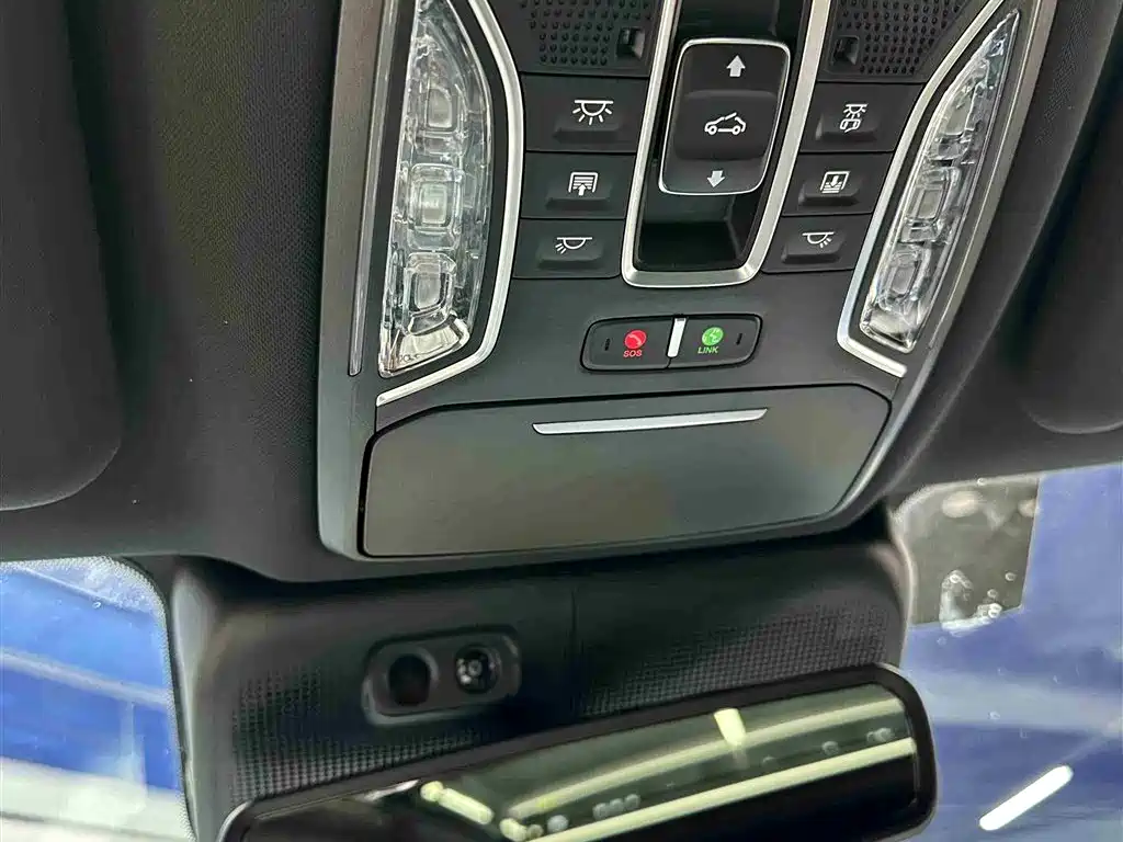 GAC Motor Trumpchi GS8 2022 — фото 17