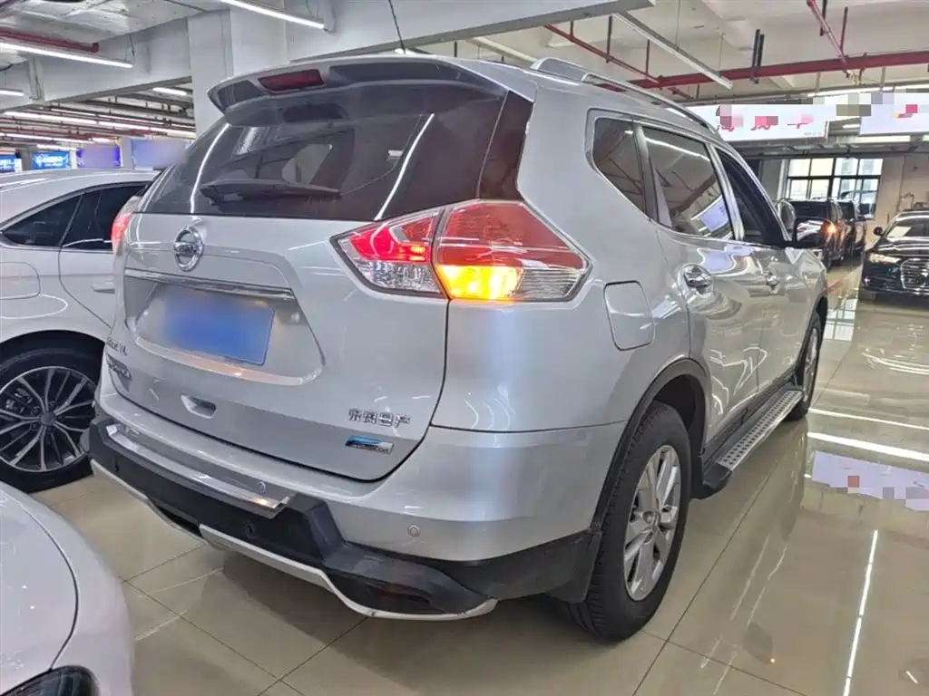 Nissan X-Trail 2014 — фото 7