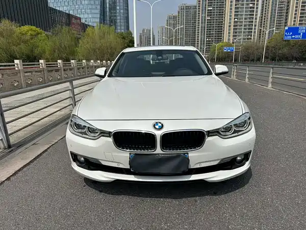 BMW 3 Series 2017