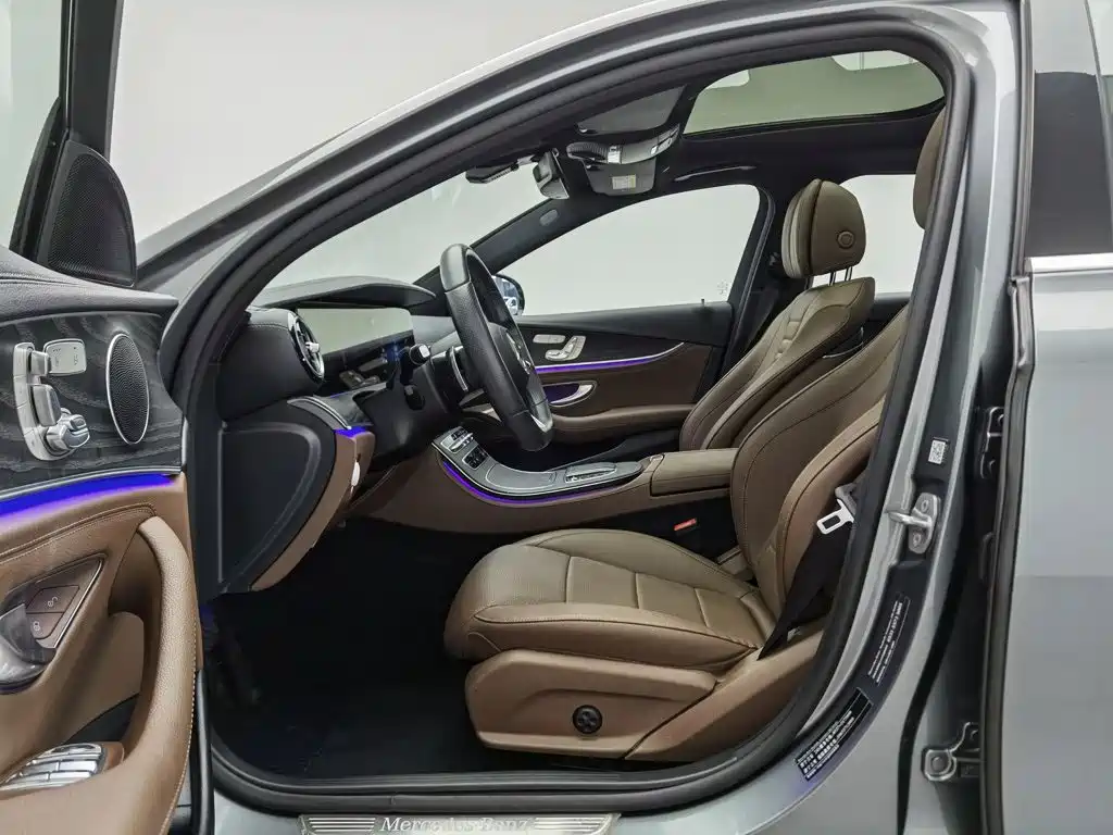 Mercedes-Benz E-Class 2021 — фото 10