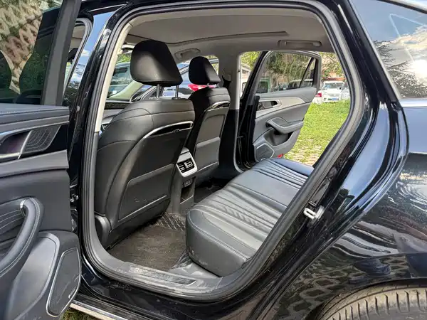 Hongqi H5 2024