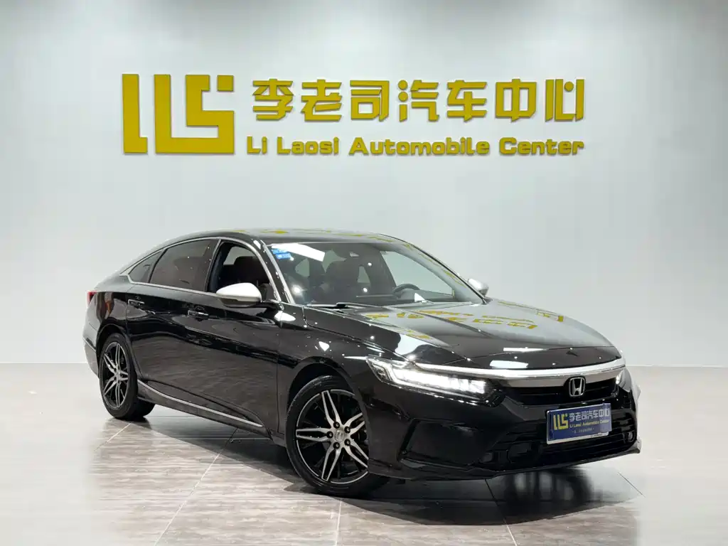 Honda Inspire 2023 — фото 14