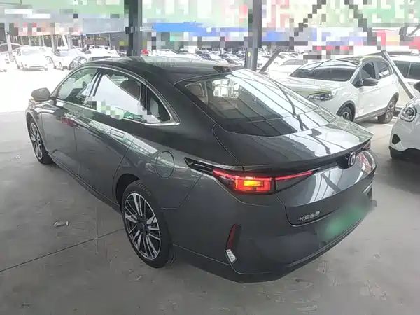 Changan Qiyuan A05 2023