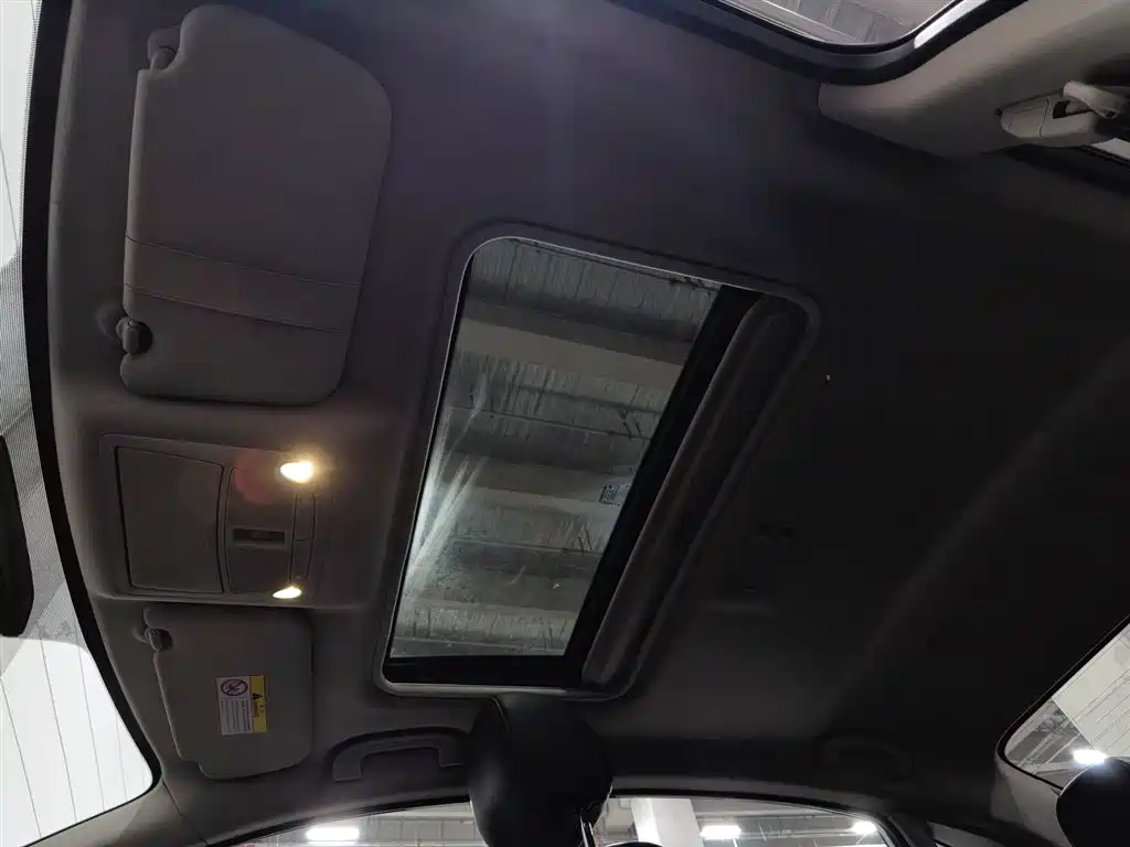 Nissan Sylphy 2019 — фото 14