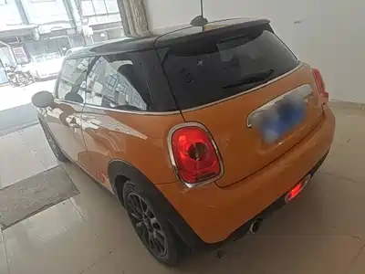 MINI MINI 2018