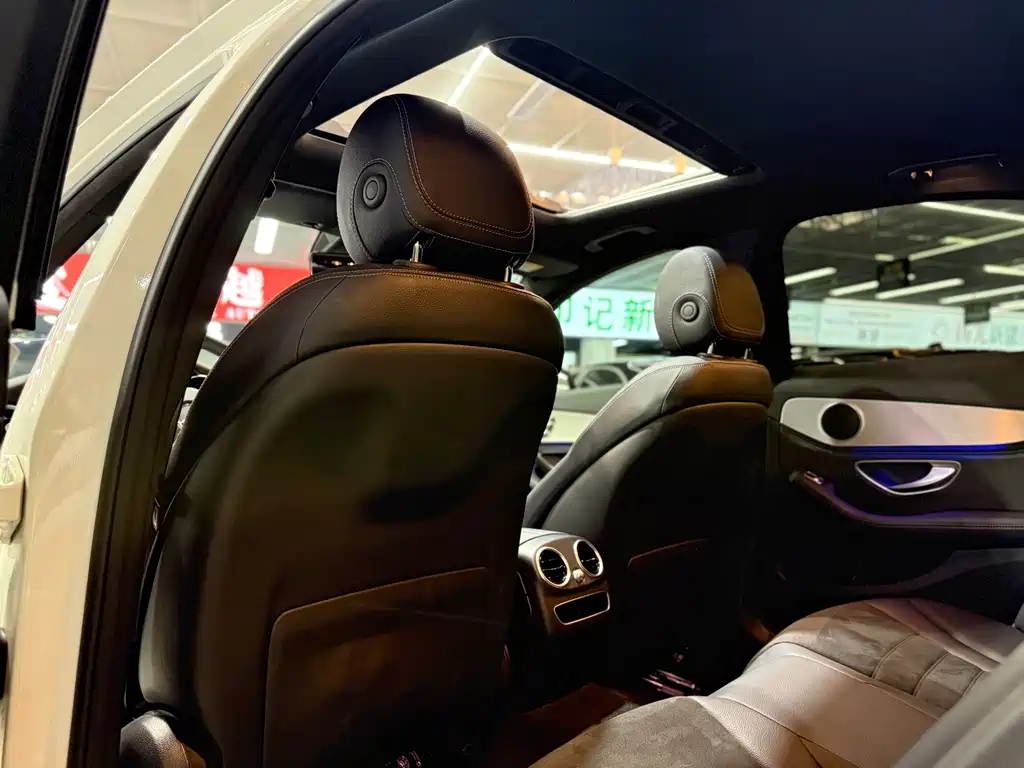 Mercedes-Benz C-Class 2020 — фото 17