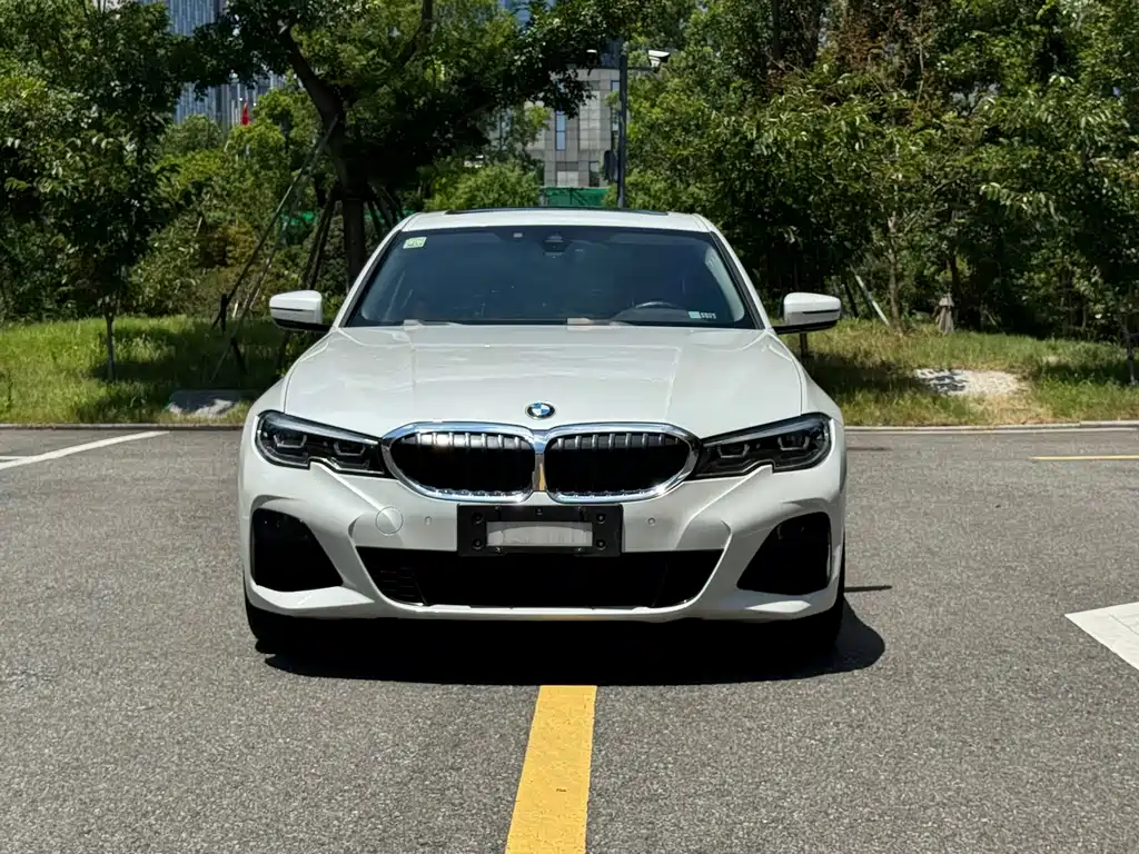 BMW 3 Series 2022
