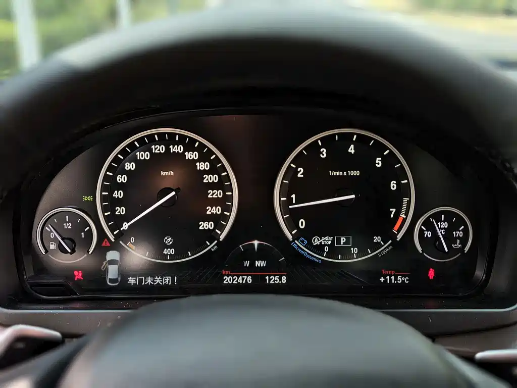 BMW X6 2015 — фото 17
