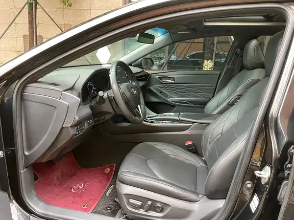 Toyota Avalon 2019