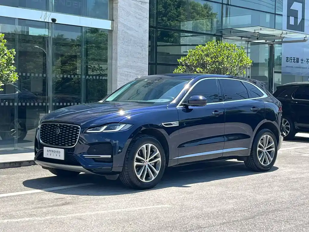 Jaguar F-PACE 2021 — фото 1
