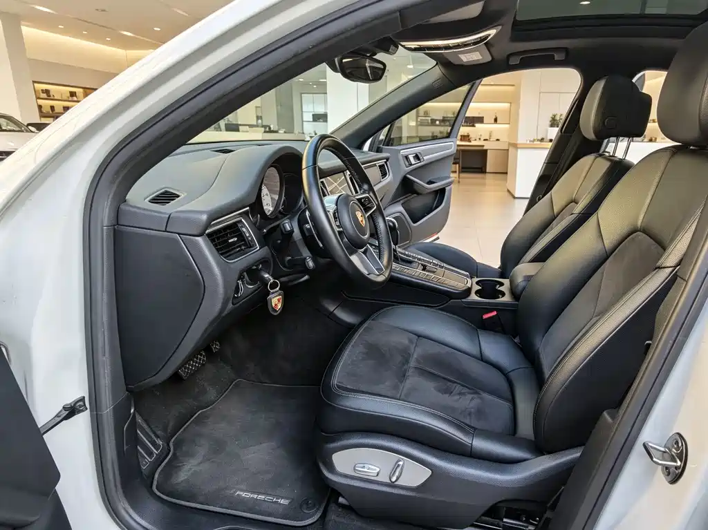 Porsche Macan 2018 — фото 7
