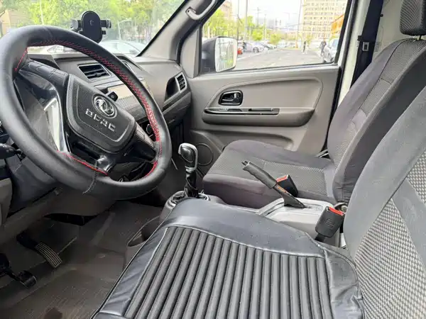 Dongfeng Yufeng EM26 2022