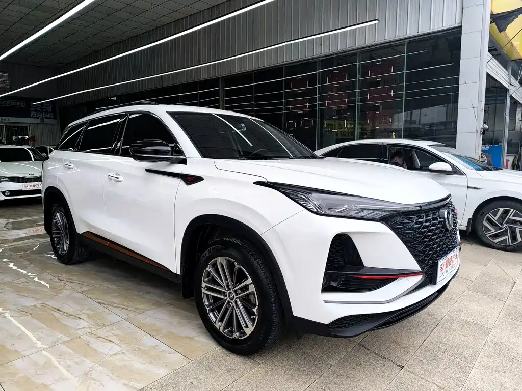 Changan CS75 PLUS 2021 — фото 3