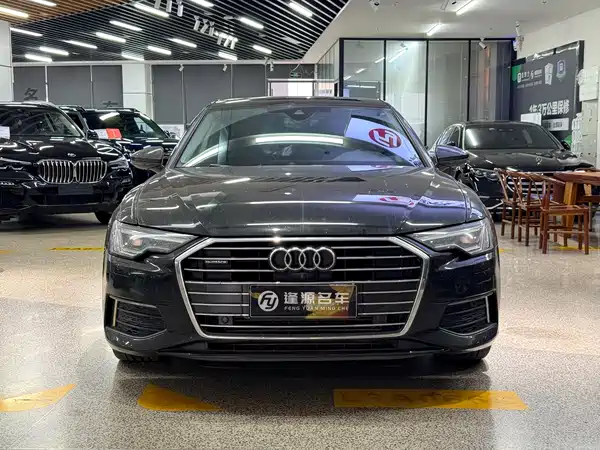 Audi A6L 2022