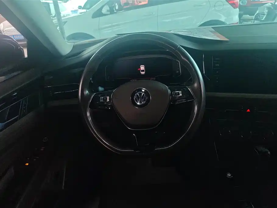 Volkswagen Passat 2019 — фото 15