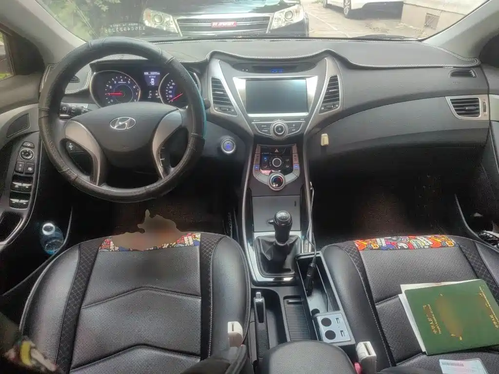 Hyundai Elantra 2016