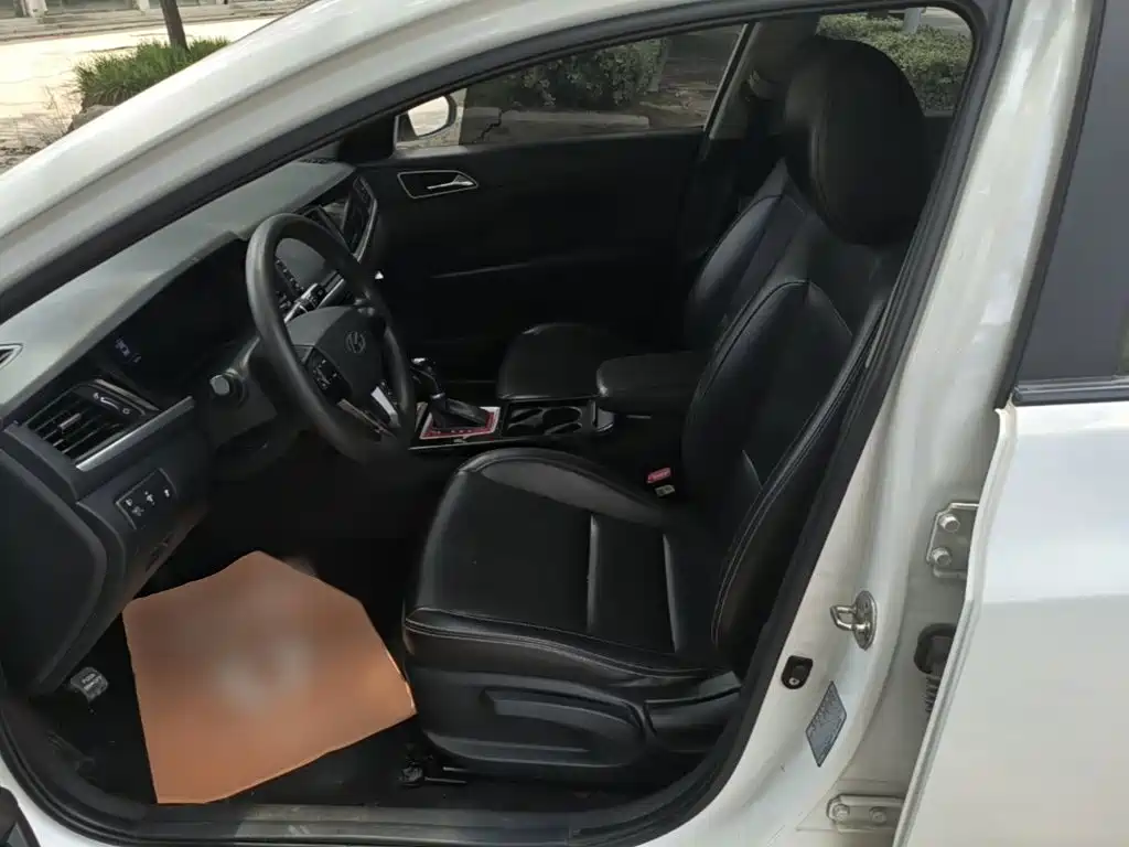 Hyundai Mistra 2018 — фото 15