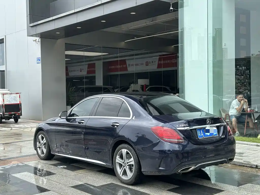Mercedes-Benz C-Class 2019