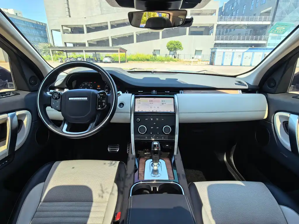 Land Rover Discovery Sport 2020 — фото 13