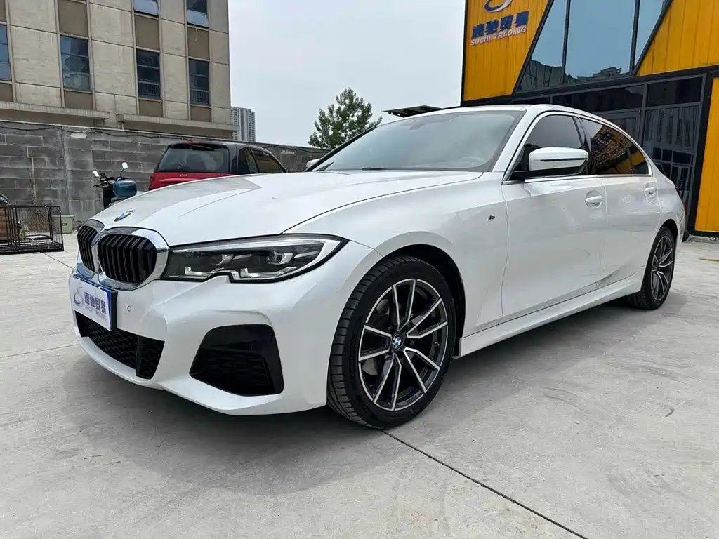 BMW 3 Series 2022