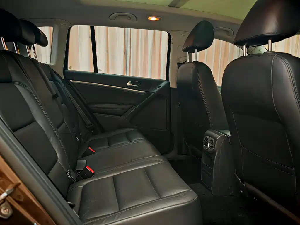 Volkswagen Tiguan 2015 — фото 23