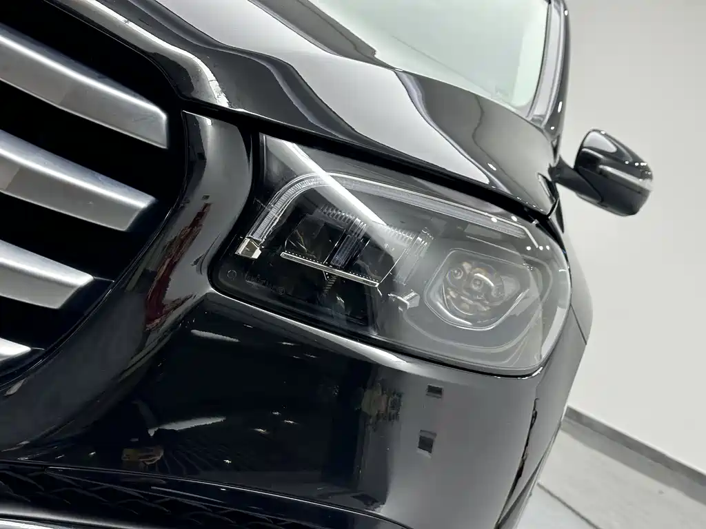 Mercedes-Benz GLS 2024 — фото 20