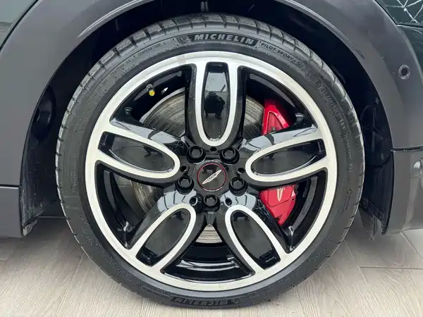 MINI JCW 2020