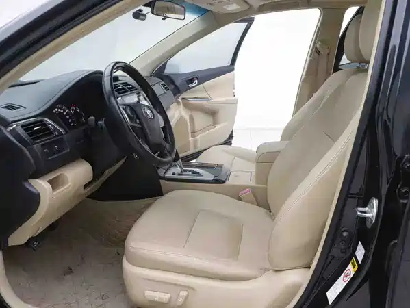 Toyota Camry 2015
