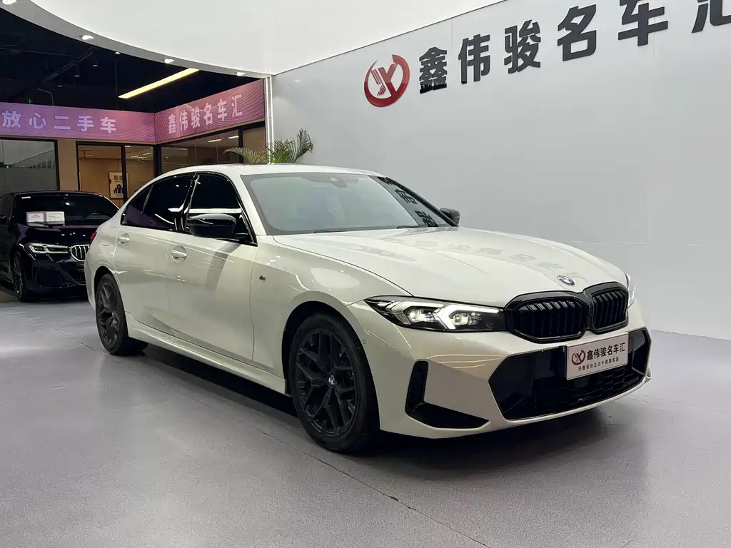 BMW 3 Series 2025