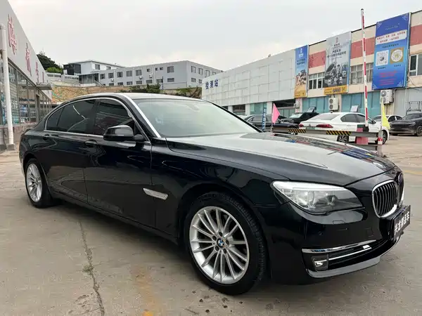 BMW 7 Series 2015