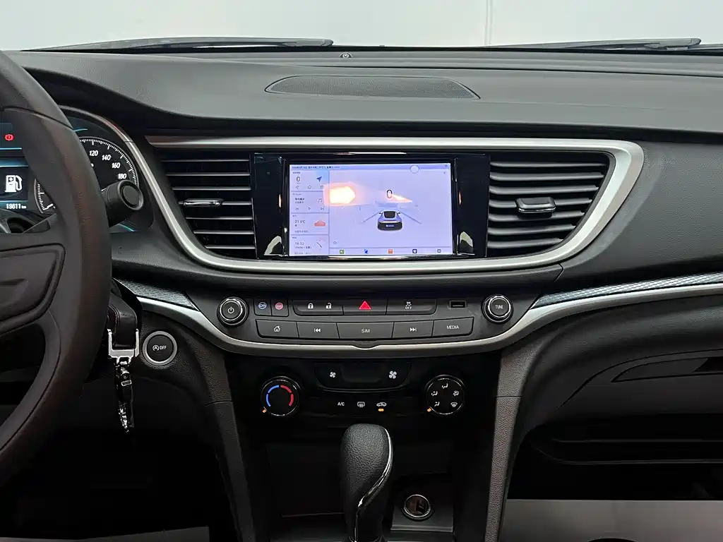 Buick Excelle 2020 — фото 19