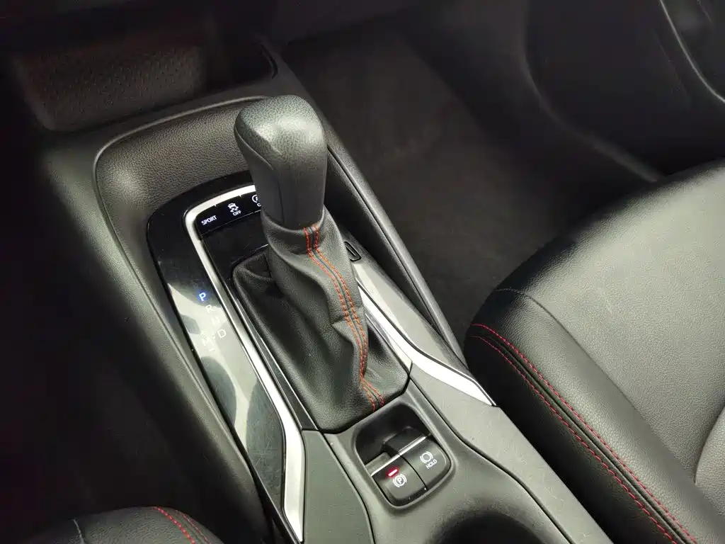 Toyota Corolla 2021 — фото 13