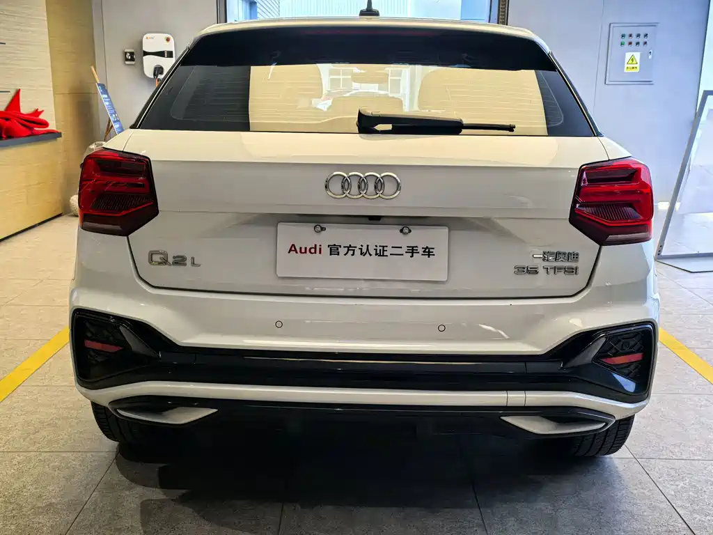 Audi Q2L 2023 — фото 18