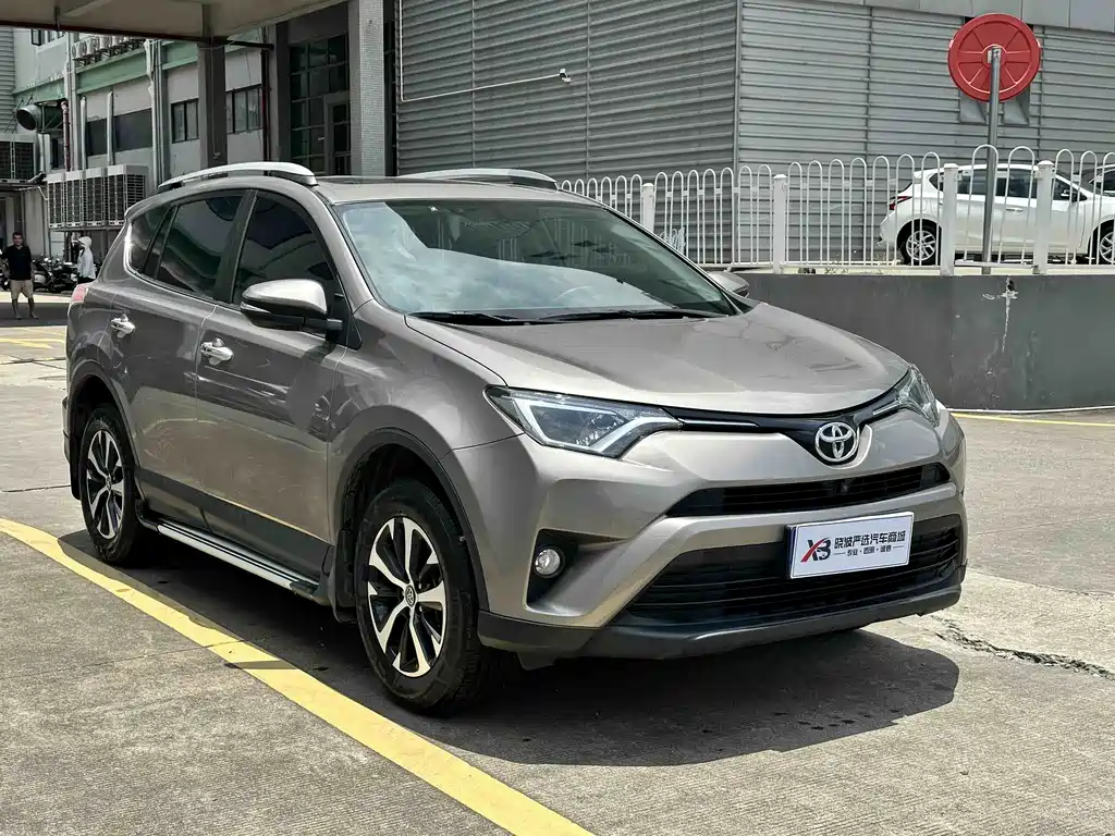 Toyota RAV4 2018