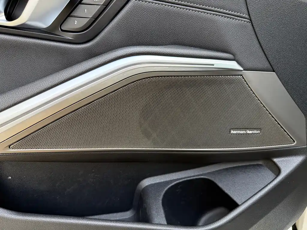BMW 3 Series 2021 — фото 15