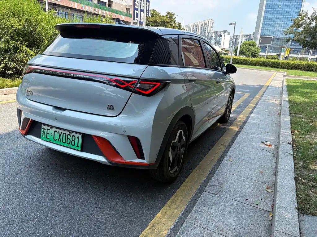 BYD Dolphin 2022 — фото 10